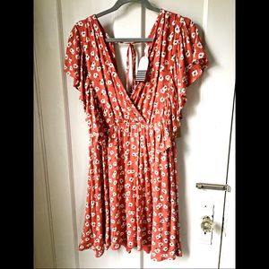 ROKOKO Flutter Sleeve Dress NWOT